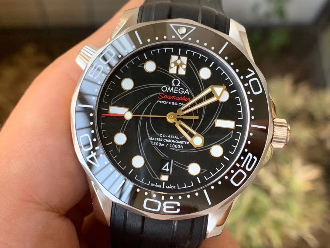 OMG0649A - Seamaster 300m James Bond 007 SS/RU VSF A8800 OMG0649A - Seamaster 300m James Bond 007 SS/RU VSF A8800