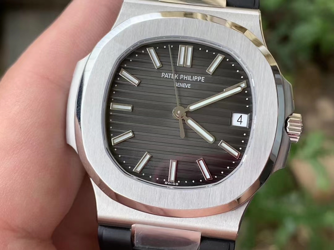 NAUTILUS 5711 RG GRF 1:1 BEST EDITION GREY TEXTURED DIAL ON BLACK LEATHER STRAP 324CS