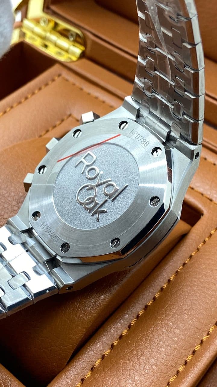 Audemars Piguet Royal Oak Chrono Silver Black Dial White Chrono