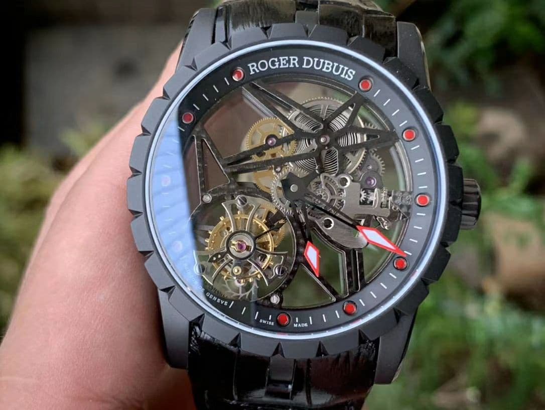 Roger Dubuis G041C - Excalibur Spider Skele Flying Tourb TI/RU Black BBR Roger Dubuis G041C - Excalibur Spider Skele Flying Tourb TI/RU Black BBR