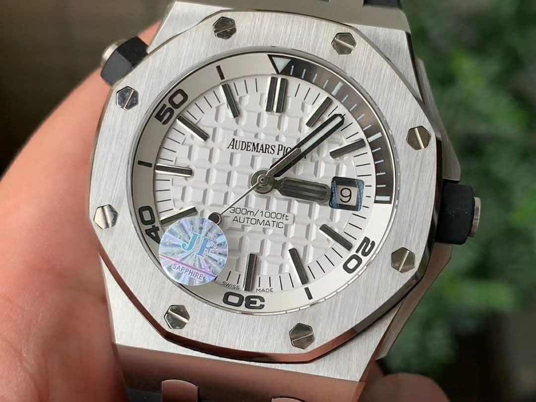 Royal Oak Offshore Diver 15710 JF 1:1 Best Edition White Dial on Black Rubber Strap A3120 V10 Royal Oak Offshore Diver 15710 JF 1:1 Best Edition White Dial on Black Rubber Strap A3120 V10