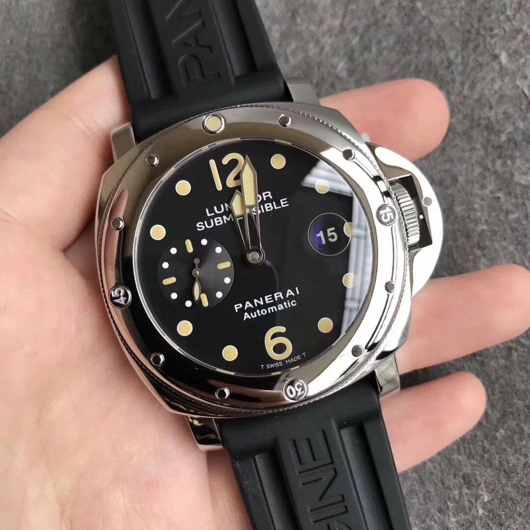 PAM984 Mike Horn Submersible VSF 1:1 Best Edition Black Dial on Black Rubber Strap P.9010 Clone