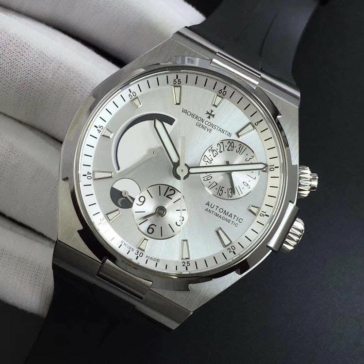 Overseas Dual Time Power Reserve TWA Best Edition White Dial on Black Leather Strap