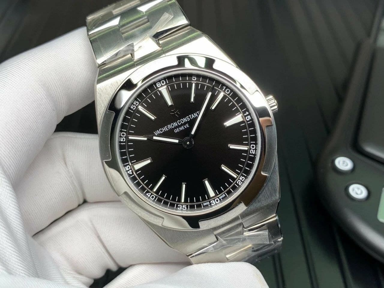 Overseas Ultra-Thin 2000V XF 1:1 Best Edition Black Dial on SS Bracelet