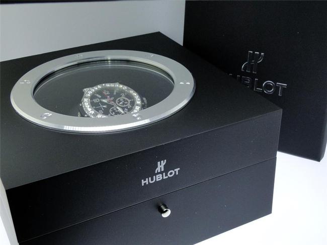 Hublot Stainless Steel Big Bang 44mm Evolution Rubber Band Diamond 10 Ct Watch Hublot Stainless Steel Big Bang 44mm Evolution Rubber Band Diamond 10 Ct Watch