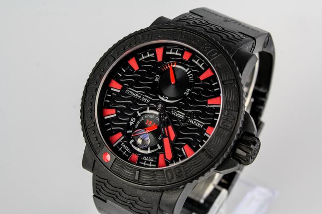 Ulysse Nardin Black and Red Maxi Marine Diver 45mm Chronometer Watch Ulysse Nardin Black and Red Maxi Marine Diver 45mm Chronometer Watch