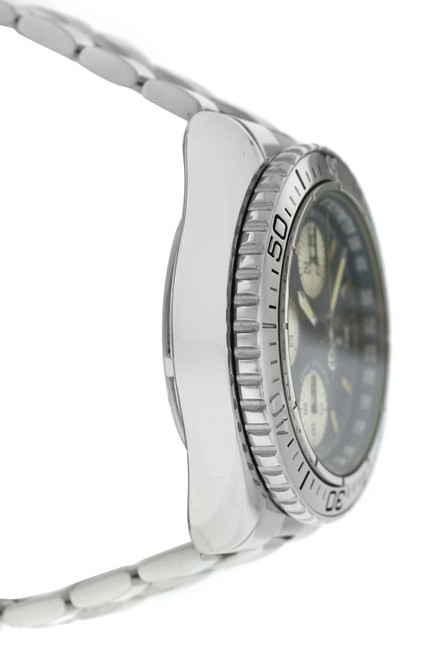 Breitling Silver Tourneau Aviator 40 Tny0100024 Mens Stainless Steel 40mm Watch Breitling Silver Tourneau Aviator 40 Tny0100024 Mens Stainless Steel 40mm Watch
