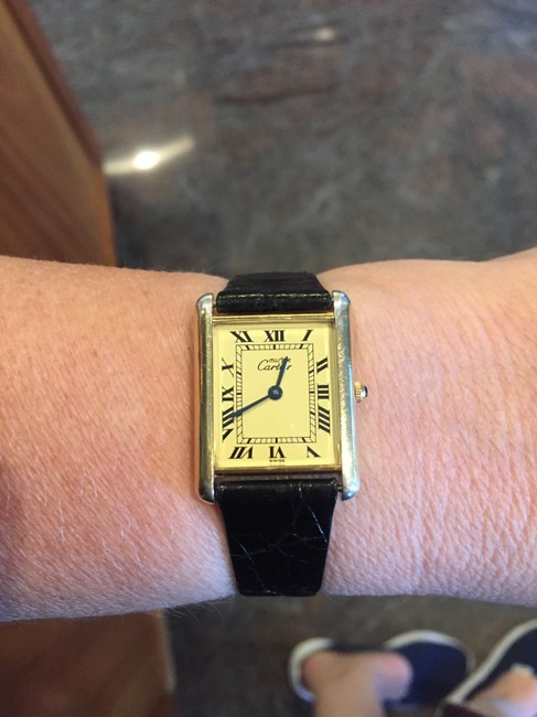 Cartier Gold Ivory Classic Tank De Must Unisex Quartz Watch Cartier Gold Ivory Classic Tank De Must Unisex Quartz Watch