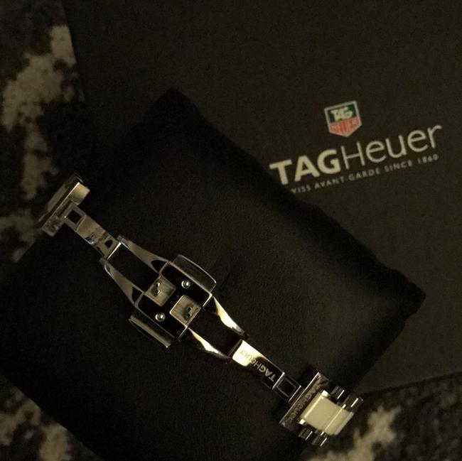TAG Heuer White & Silver Formula 1 Ceramic Diamonds 200m-32mm (Wah1315.ba0868) Watch TAG Heuer White & Silver Formula 1 Ceramic Diamonds 200m-32mm (Wah1315.ba0868) Watch