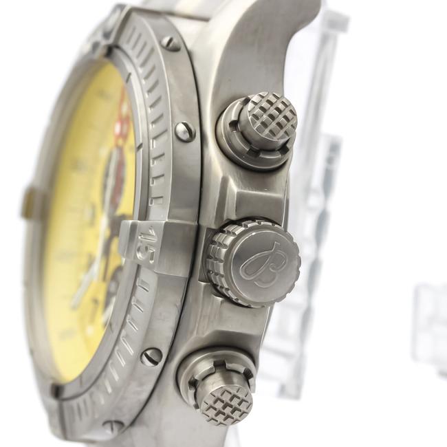 Breitling Chrono Avenger Titanium Quartz Mens E73360 Watch Breitling Chrono Avenger Titanium Quartz Mens E73360 Watch