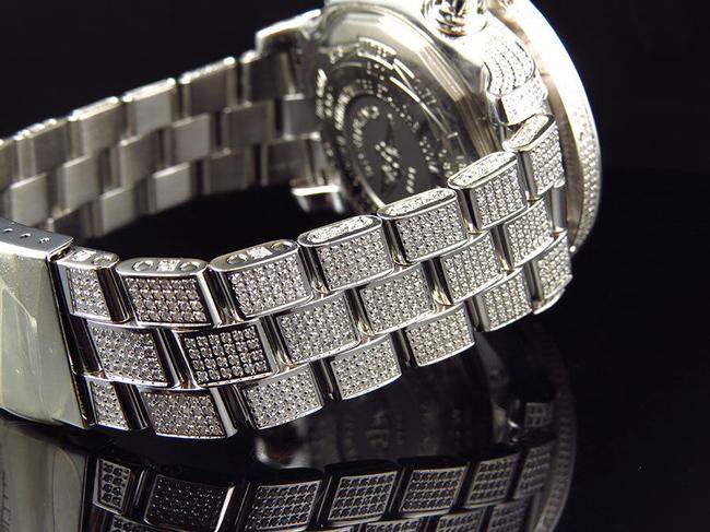 Breitling Stainless Steel Mens Custom A13370 53mm with Diamonds 23 Ct Watch Breitling Stainless Steel Mens Custom A13370 53mm with Diamonds 23 Ct Watch