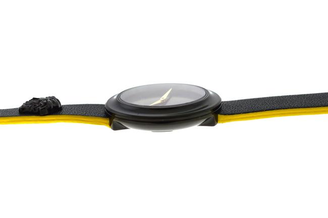 Versace Stainless Steel Pvd Coated New V-flare Vebn00518 Wrap Around Bracelet Quartz 28 Watch Versace Stainless Steel Pvd Coated New V-flare Vebn00518 Wrap Around Bracelet Quartz 28 Watch