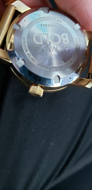 Movado Gold New with Tags Champagne Dial Yellow Ladies Stai Watch Movado Gold New with Tags Champagne Dial Yellow Ladies Stai Watch