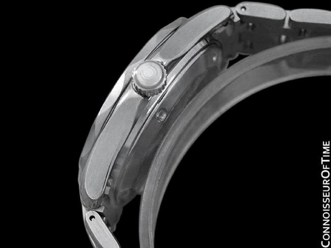 Omega Blue Seamaster Midsize 300m Professional Diver (James Bond Style) St Watch Omega Blue Seamaster Midsize 300m Professional Diver (James Bond Style) St Watch