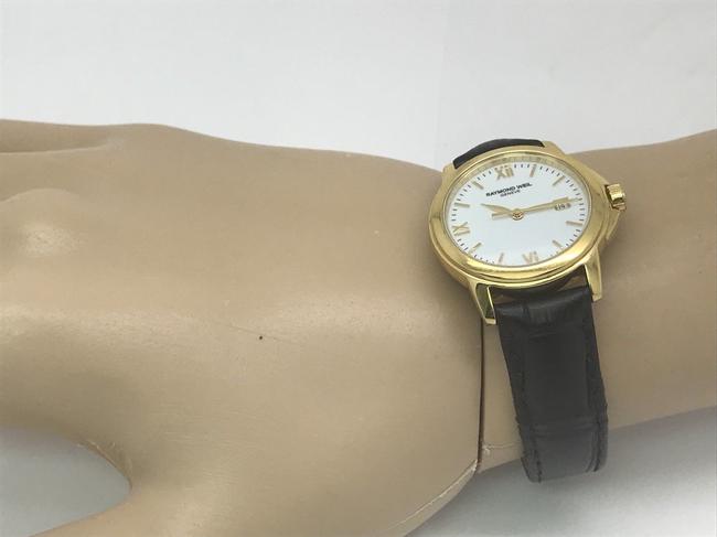Raymond Weil Yellow Gold Womens 5376 Tradition Analog Display Swiss Quartz Watch Raymond Weil Yellow Gold Womens 5376 Tradition Analog Display Swiss Quartz Watch