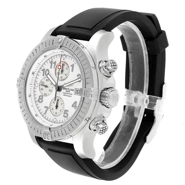 Breitling White Aeromarine Super Avenger Dial Rubber Strap Watch Breitling White Aeromarine Super Avenger Dial Rubber Strap Watch