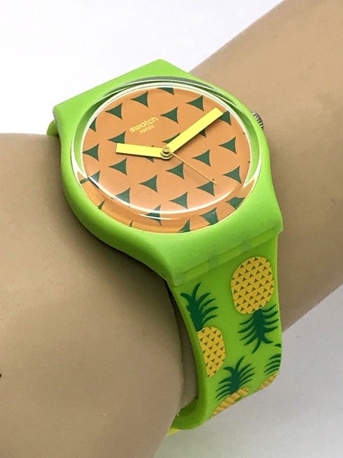 Swatch Ornge Yellow Green Pineapple Print Rubber Band Swiss Womens Watch Swatch Ornge Yellow Green Pineapple Print Rubber Band Swiss Womens Watch