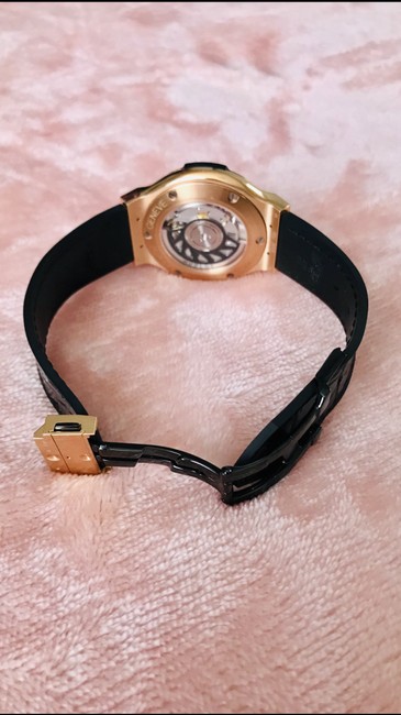 Hublot Rose Gold and Black Classic Fusion 575.ox.1180 .lr Watch Hublot Rose Gold and Black Classic Fusion 575.ox.1180 .lr Watch