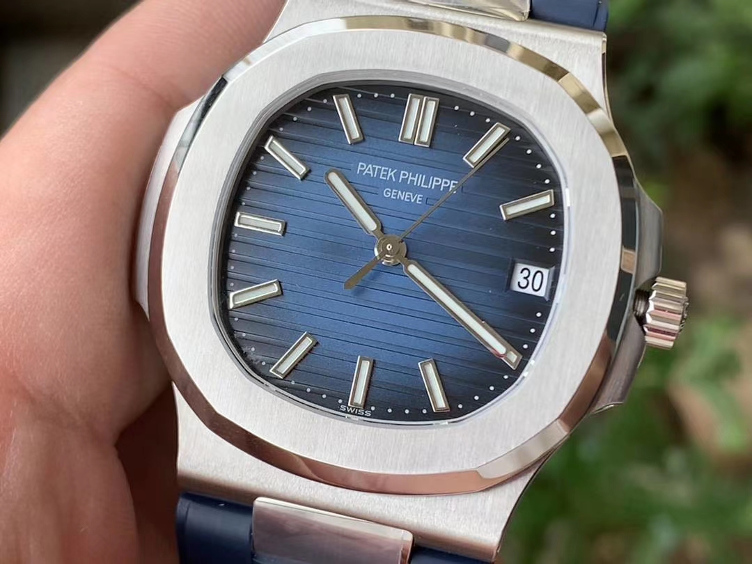 NAUTILUS 5711 RG GRF 1:1 BEST EDITION BLUE TEXTURED DIAL ON BLACK LEATHER STRAP 324CS NAUTILUS 5711 RG GRF 1:1 BEST EDITION BLUE TEXTURED DIAL ON BLACK LEATHER STRAP 324CS