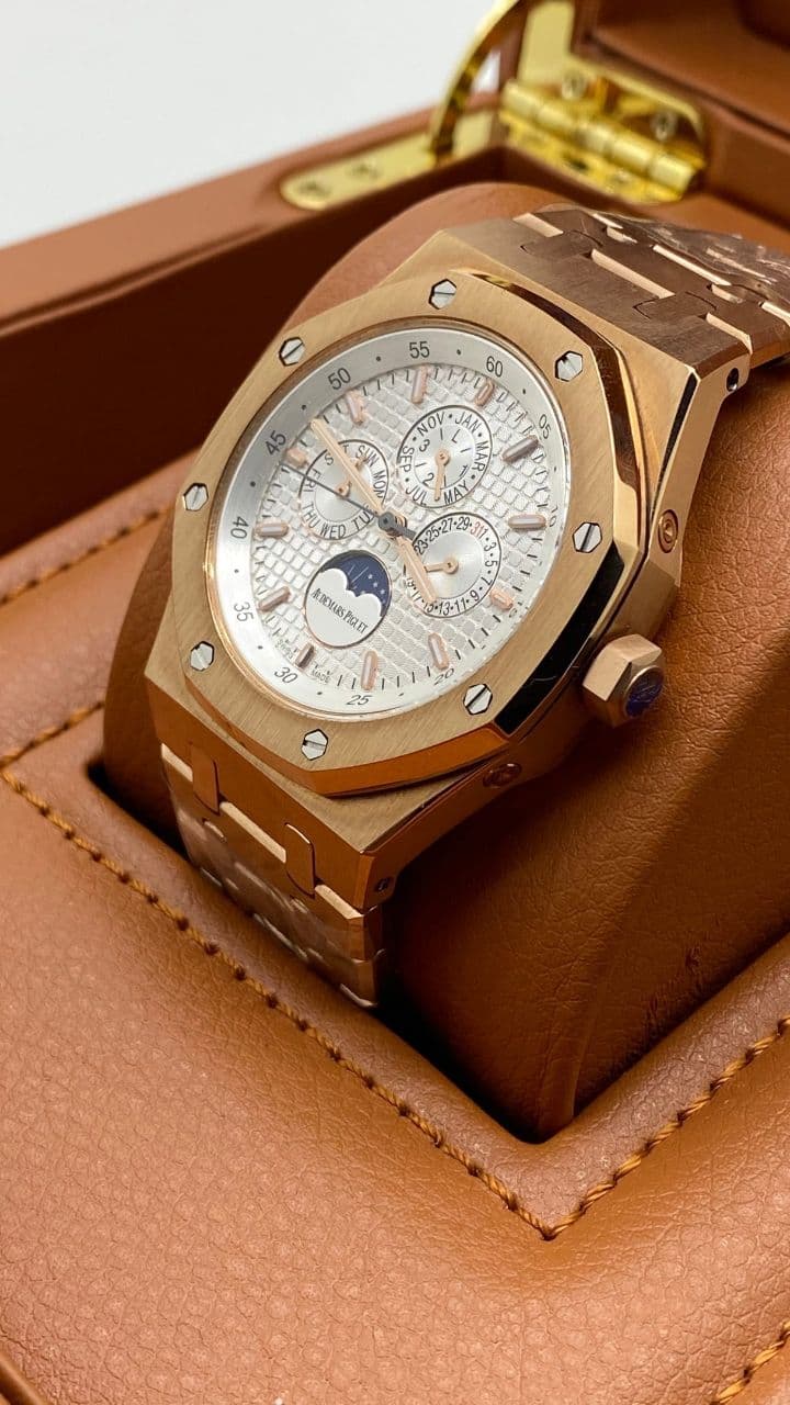Audemars Piguet White Dial Perpetual Calendar High Version Gold