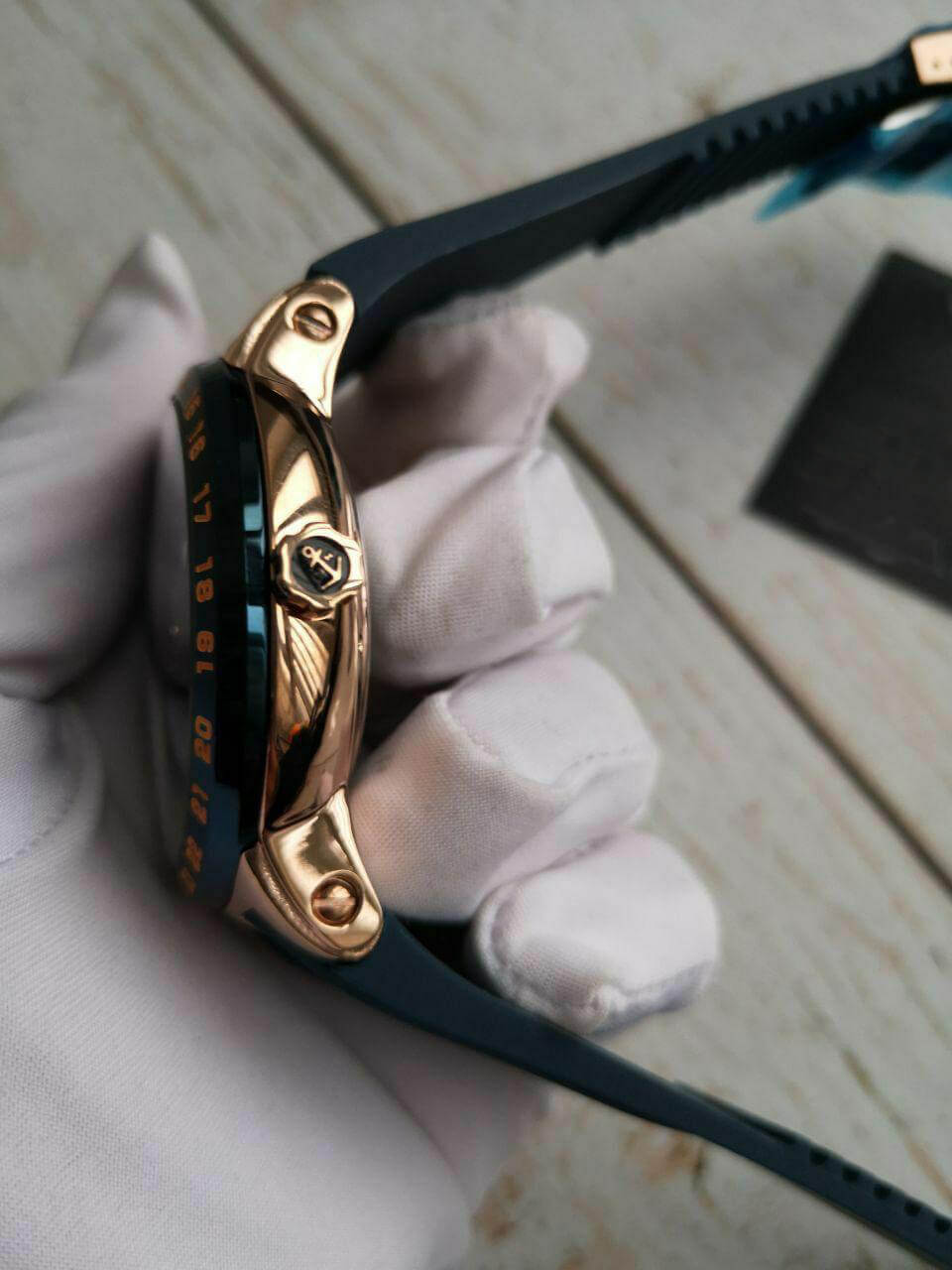 Ulysse Nardin Perpetual Gold Blue