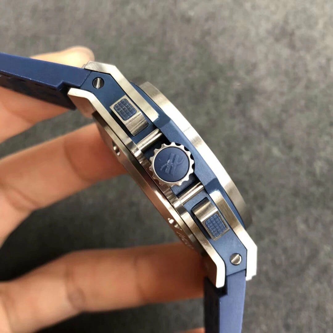 Big Bang 44mm SS V6F 1:1 Best Edition Blue Dial on Blue Gummy Strap HUB4104