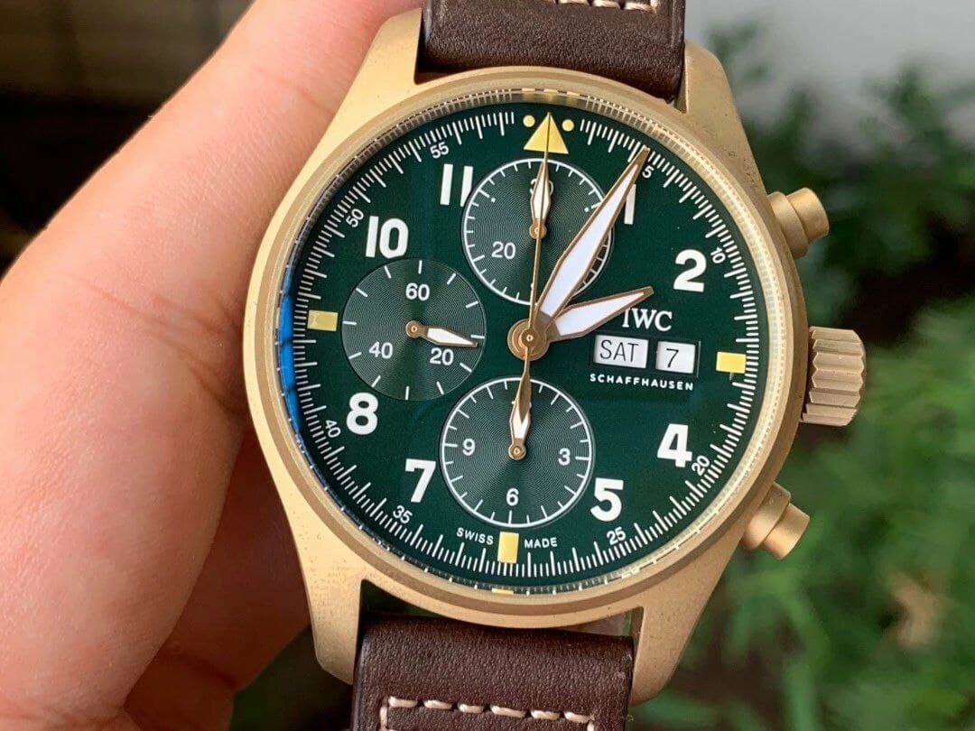 IWC Pilot Chrono Spitfire IW387902 Brz BR/LE Grn A7750 IWC Pilot Chrono Spitfire IW387902 Brz BR/LE Grn A7750