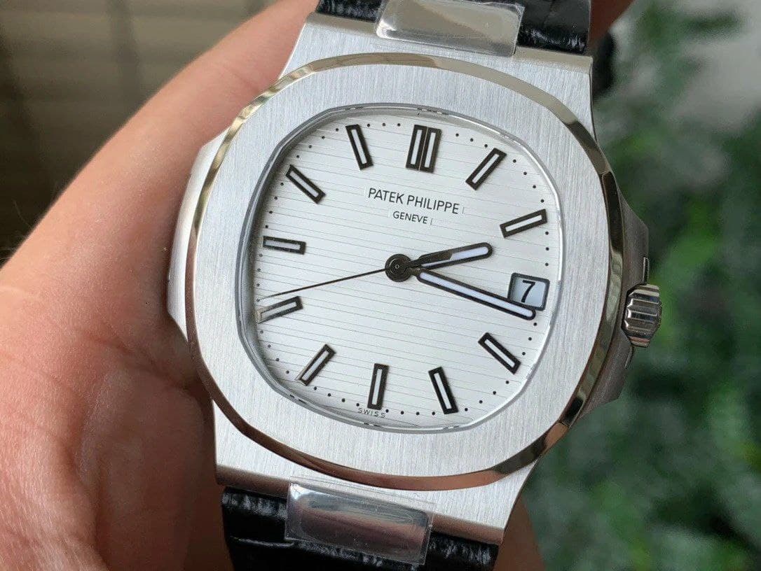 Nautilus 5711/1A PPF 1:1 Best Edition White Textured Dial on Black Leather Strap 324CS V4 Nautilus 5711/1A PPF 1:1 Best Edition White Textured Dial on Black Leather Strap 324CS V4
