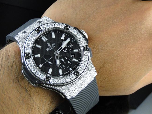 Hublot Stainless Steel Big Bang 44mm Evolution Rubber Band Diamond 10 Ct Watch Hublot Stainless Steel Big Bang 44mm Evolution Rubber Band Diamond 10 Ct Watch