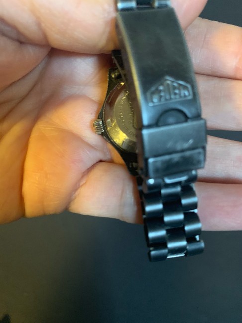 TAG Heuer Black Ladies Quartz Watch TAG Heuer Black Ladies Quartz Watch
