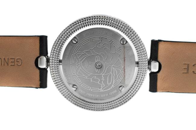 Versace Stainless Steel Eon 79q91sd497 S009 Diamond Quartz 33mm Mop Watch Versace Stainless Steel Eon 79q91sd497 S009 Diamond Quartz 33mm Mop Watch