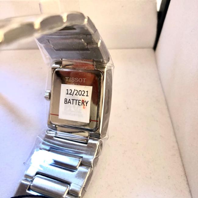 Tissot Womens Lady T-02 Swiss Quartz 31mm - 0.0228 Ctw Watch Tissot Womens Lady T-02 Swiss Quartz 31mm - 0.0228 Ctw Watch