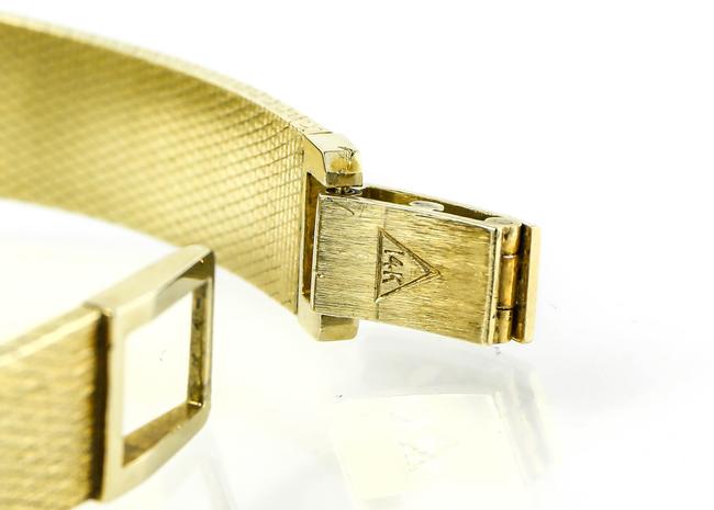 Omega Gold Vintage Ladies Diamond Watch Omega Gold Vintage Ladies Diamond Watch