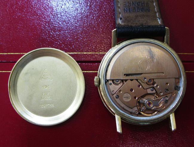Omega Gold Mens Vintage 14k Yellow Dress Watch Omega Gold Mens Vintage 14k Yellow Dress Watch