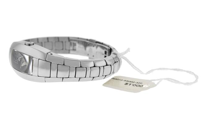 Maurice Lacroix Silver New Lady Intuition In3012-ss002-320 Steel Quartz Watch Maurice Lacroix Silver New Lady Intuition In3012-ss002-320 Steel Quartz Watch