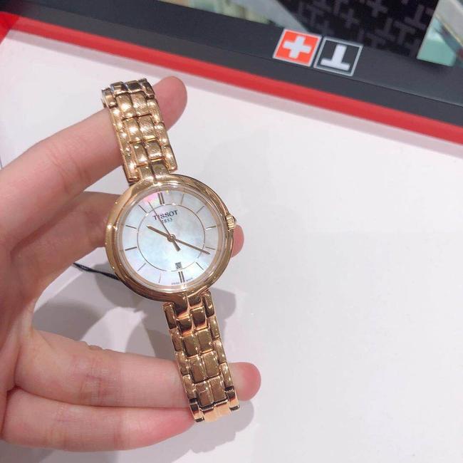 Tissot Rose Gold Flamingo White Mother-of-pearl Ladies Watch Tissot Rose Gold Flamingo White Mother-of-pearl Ladies Watch