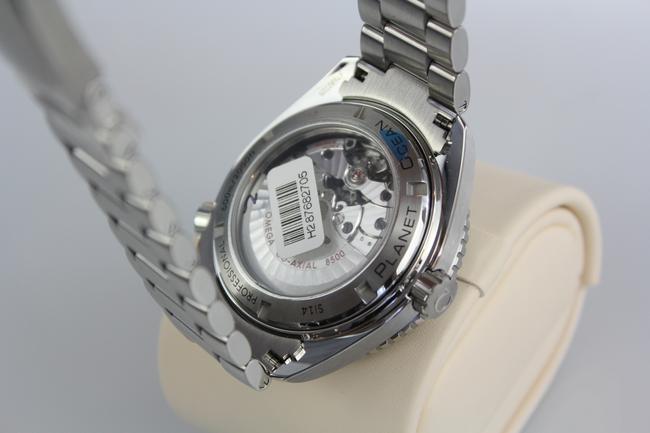 Omega Sterling Silver Seamaster Planet Ocean 600 M Coaxial Mens Watch Omega Sterling Silver Seamaster Planet Ocean 600 M Coaxial Mens Watch