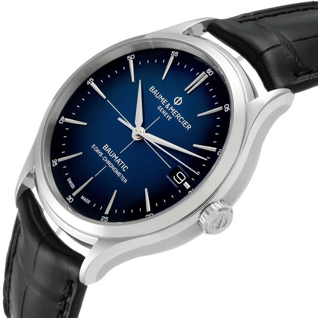 Baume & Mercier Gradient Blue Box Clifton Baumatic Steel Mens 10467 Watch Baume & Mercier Gradient Blue Box Clifton Baumatic Steel Mens 10467 Watch