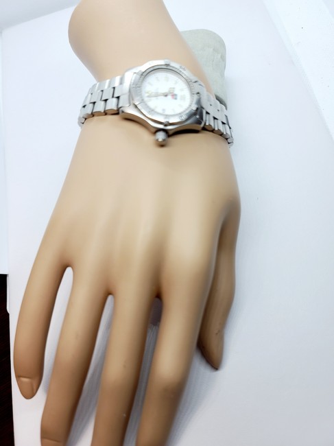 TAG Heuer Silver Professional 200 M Ladies Watch TAG Heuer Silver Professional 200 M Ladies Watch