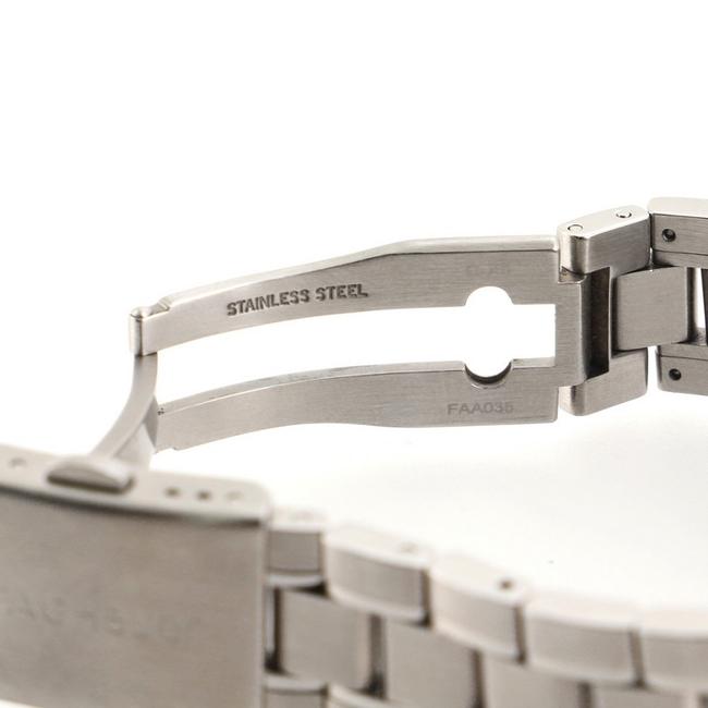 TAG Heuer Aquaracer 300m Quartz Stainless Steel and Mother Of Pearl 32 Watch TAG Heuer Aquaracer 300m Quartz Stainless Steel and Mother Of Pearl 32 Watch