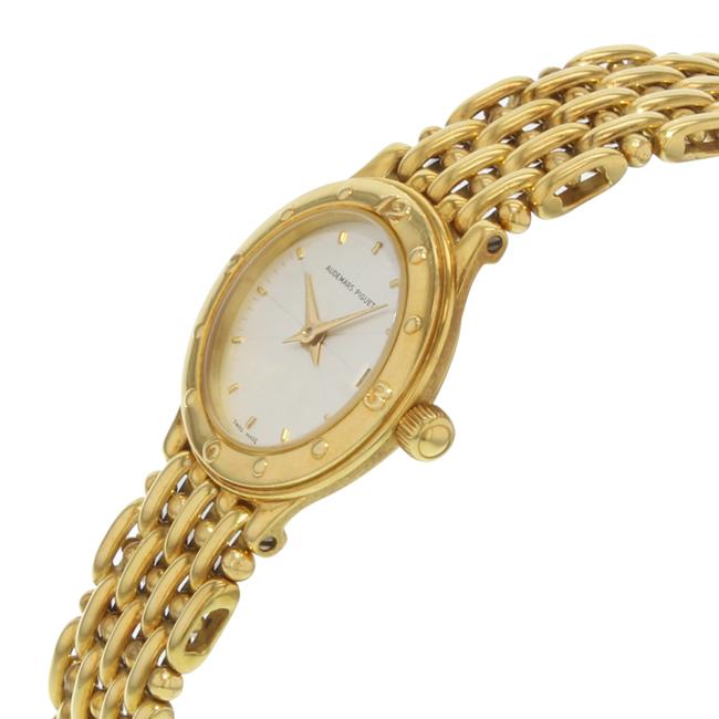 Audemars Piguet Gold 22mm Round Silver Dial 18k Yellow Quartz (18308) Watch Audemars Piguet Gold 22mm Round Silver Dial 18k Yellow Quartz (18308) Watch