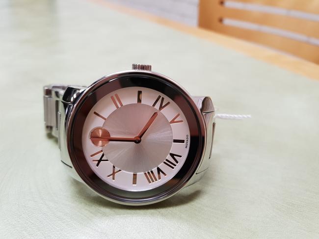 Movado Two Tone Bold Bracelet Silver Rose Gold Dial Bold 3600196 Watch Movado Two Tone Bold Bracelet Silver Rose Gold Dial Bold 3600196 Watch