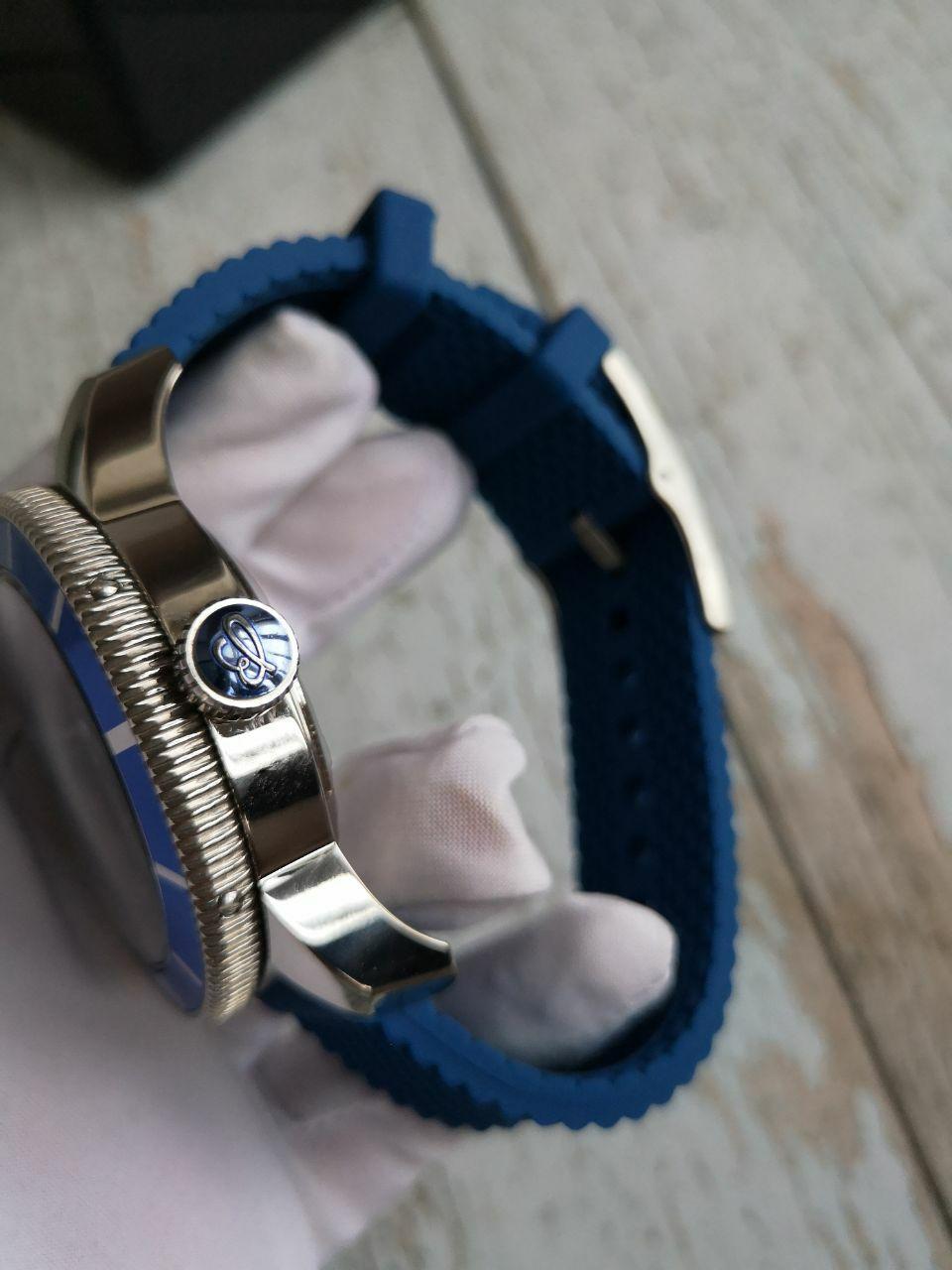 Breitling Chronometr Blue Rubber Strap