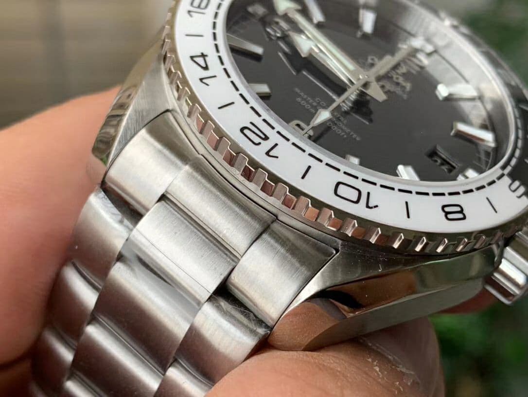 Planet Ocean 600M 'Tai Chi' GMT 43.5mm VSF 1:1 Best Edition Black/White Ceramic Bezel and Dial on SS Bracelet A8906 Super Clone Planet Ocean 600M 'Tai Chi' GMT 43.5mm VSF 1:1 Best Edition Black/White Ceramic Bezel and Dial on SS Bracelet A8906 Super Clone