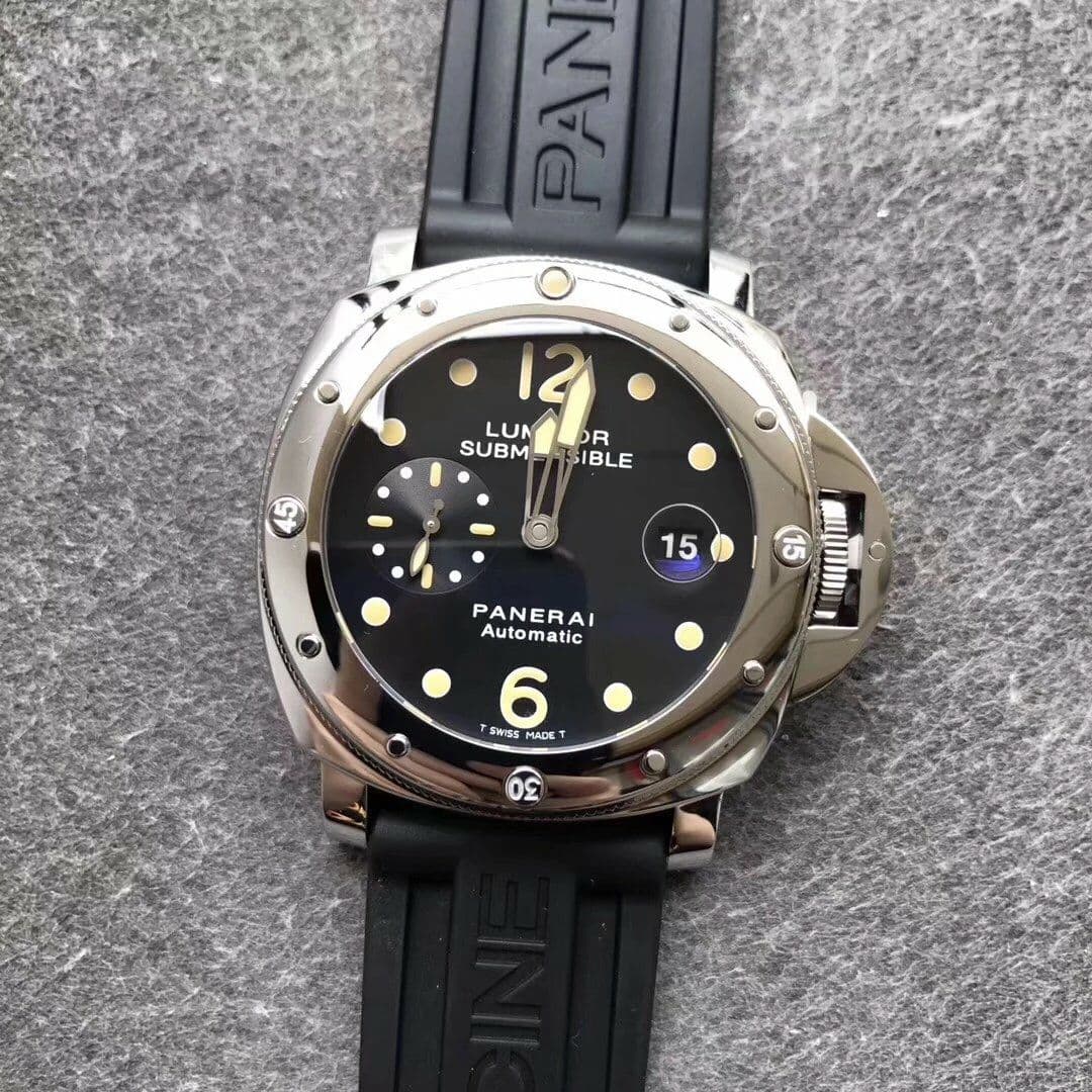 PAM984 Mike Horn Submersible VSF 1:1 Best Edition Black Dial on Black Rubber Strap P.9010 Clone