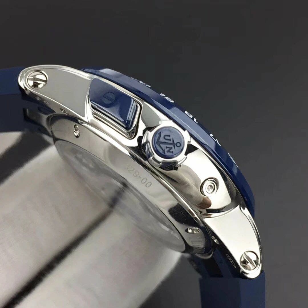 Executive El Toro SS TWA 1:1 Best Edition Blue Dial on Blue Rubber Strap Asian UN-32 Executive El Toro SS TWA 1:1 Best Edition Blue Dial on Blue Rubber Strap Asian UN-32