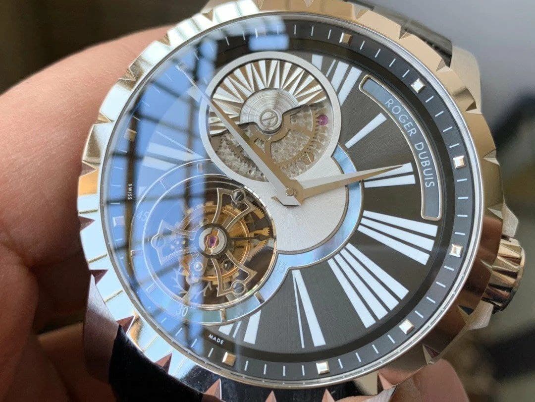 Roger Dubuis Hommage Flying Tourb RDDBHO0568 SS/LE Wht/Gre A Tourbillon Roger Dubuis Hommage Flying Tourb RDDBHO0568 SS/LE Wht/Gre A Tourbillon