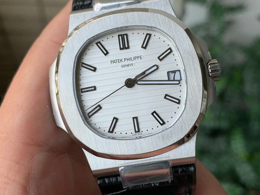 Nautilus 5711/1A PPF 1:1 Best Edition White Textured Dial on Black Leather Strap 324CS V4 Nautilus 5711/1A PPF 1:1 Best Edition White Textured Dial on Black Leather Strap 324CS V4