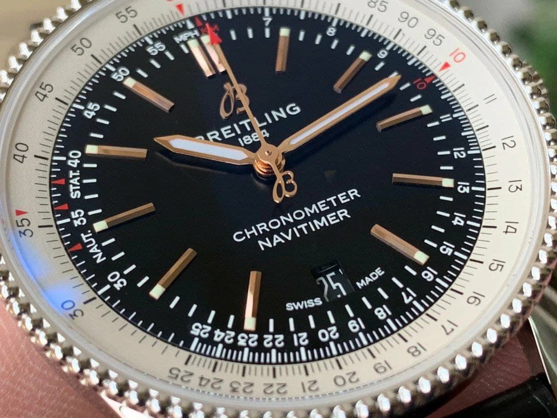 Navitimer 1 SS 41mm V7F 1:1 Best Edition White Bezel Black Dial on Black Leather Navitimer 1 SS 41mm V7F 1:1 Best Edition White Bezel Black Dial on Black Leather