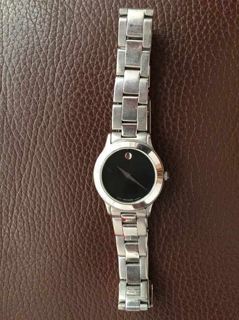 Movado Stainless Steel/Blk Dial Museum Ladies 28mm 84 D1 822.2 Watch